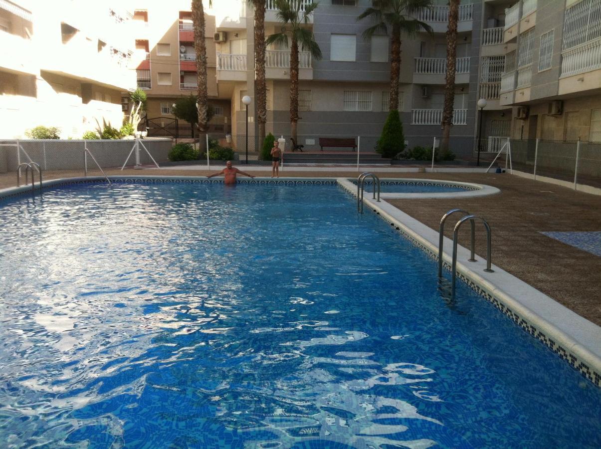 Exceptionnel Appartement En Espagne Torrevieja Kültér fotó